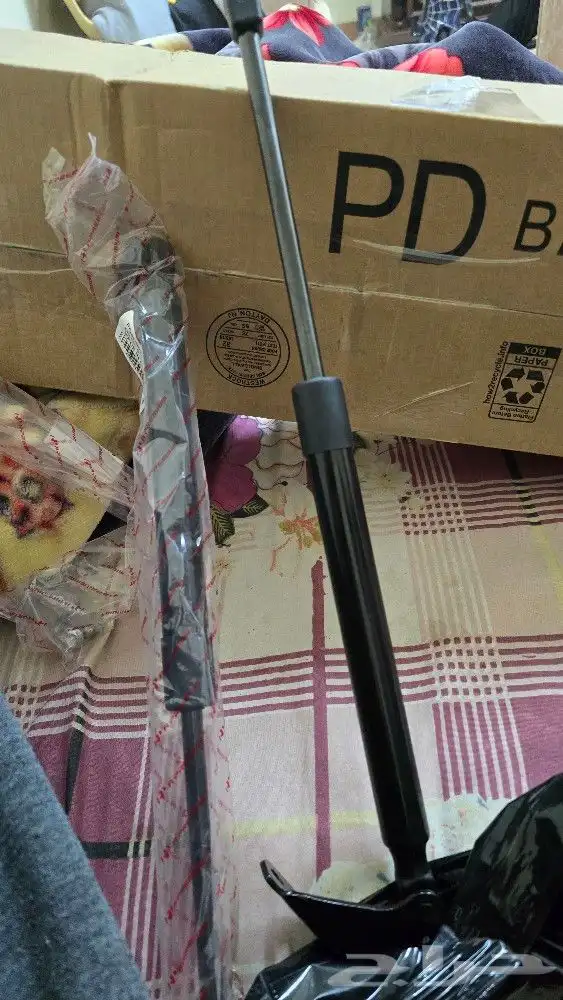 مساعدين شنطه كنت جايبهم ومش هستخدمهم جداد بالكرتون 0