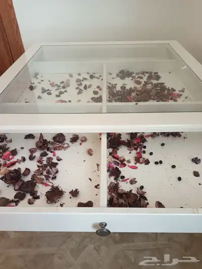طاوله مجلس نساء نظيفه للبيع عاجل 3