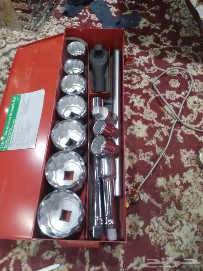 تم البيع تم البيع. عده للسيارات الكبيره حبه جديده مع مسد 6