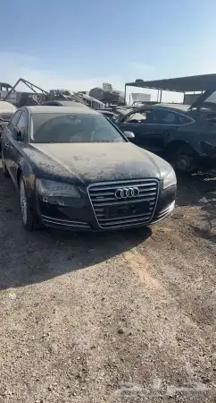 قطع غيار اودي A8 ايه 8 تشليح a8 اي 8 نظيفه 0