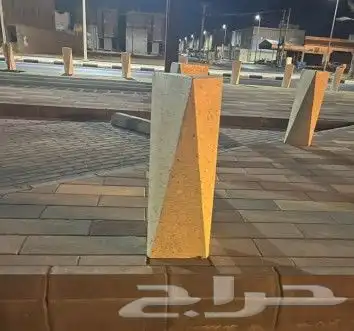 منتجات خرسانية قواعد إنارة واحواجز طرق 19