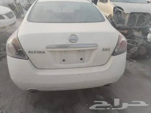 التيماء موديل 2010 قير عادي أربعة سلندر ماكينه قير شغالة 1