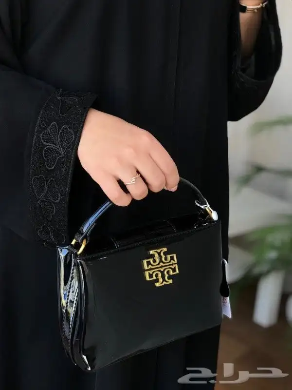 يوجد جميع الشنط جمله وقطاعي 7