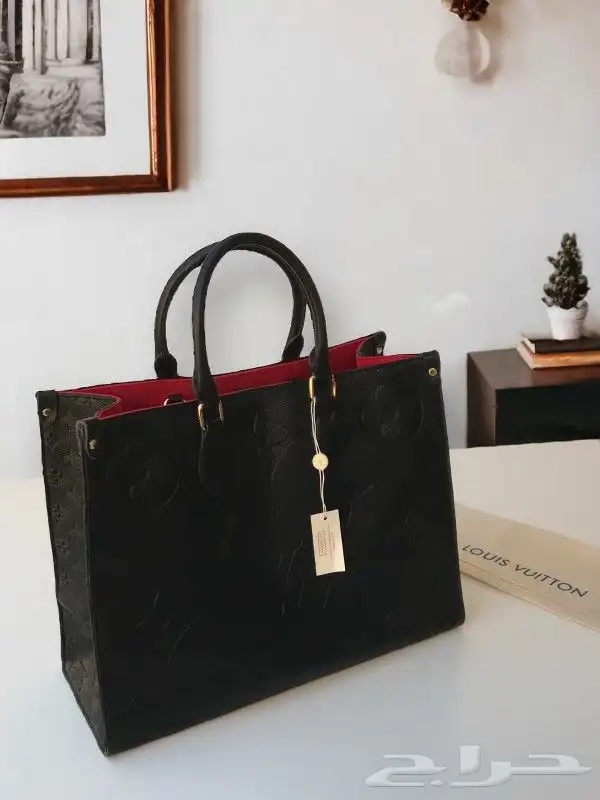 يوجد جميع الشنط جمله وقطاعي 5