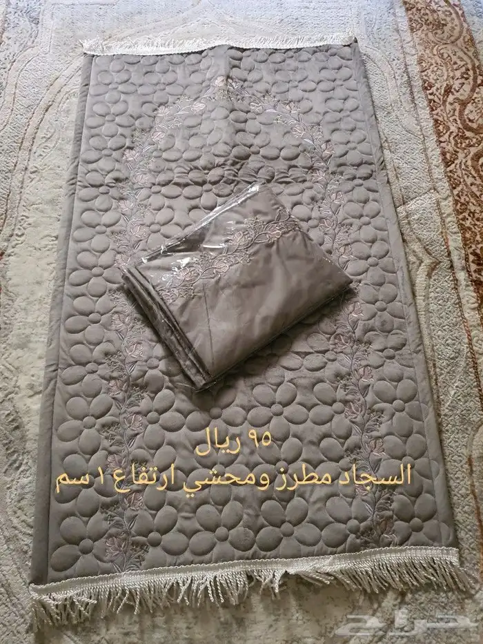 عروض على السجاد وشراشف الصلاة . 5