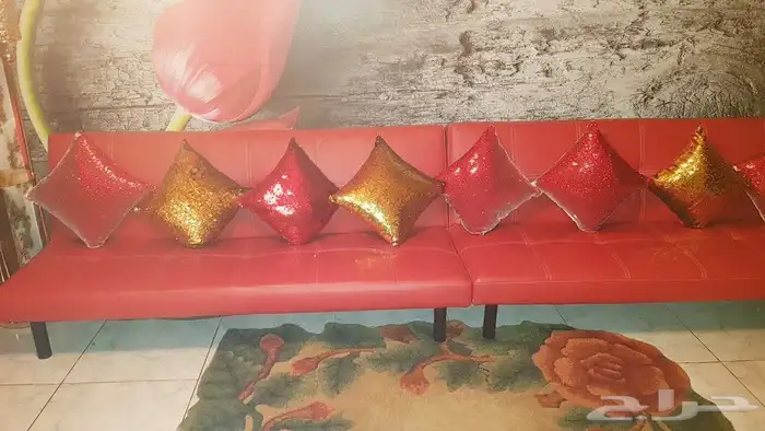 طقم كنب أحمر مكون من كنبين 3