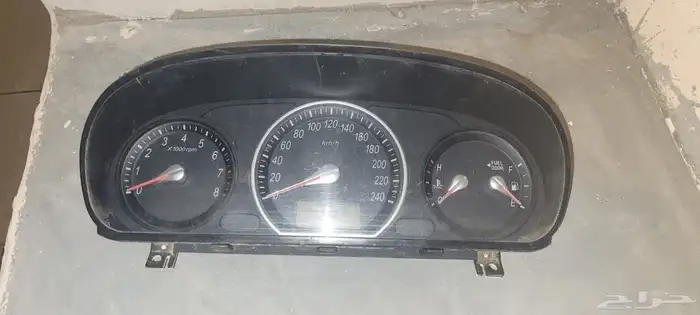طبلونين سوناتا 2009 واحد عادي والثاني توماتيك للبيع 0