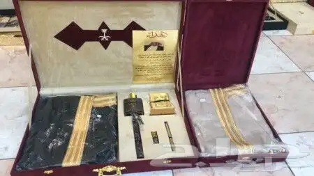هدية تخرج زواج ترقيه تقاعد درع بشت سيف 49