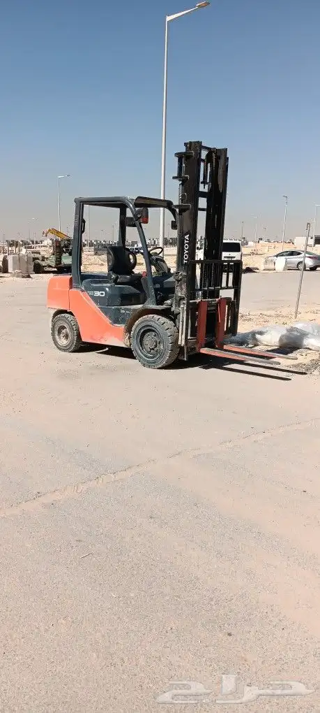 كرينات ورافعات شوفيه وبوم تراك 0