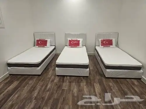 متوفر لدينا   مراتب واسره حديد وخشب يوجد 1