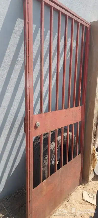 باب حديد مع الحلق 0
