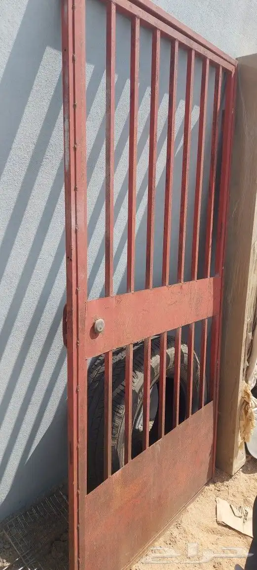 باب حديد مع الحلق 0