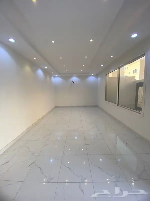 فيلا فاخره للبيع بحي الوسام 3