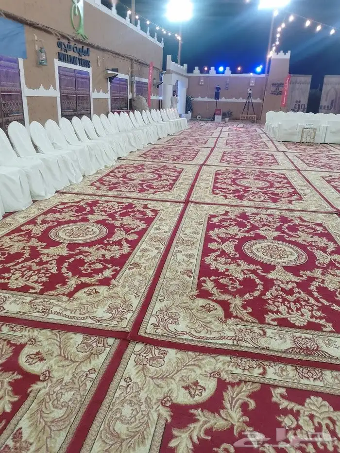 تاجير طاوله بولوت طاوله شطرنج طاوله كيرم تاجير كنب ابيض 2