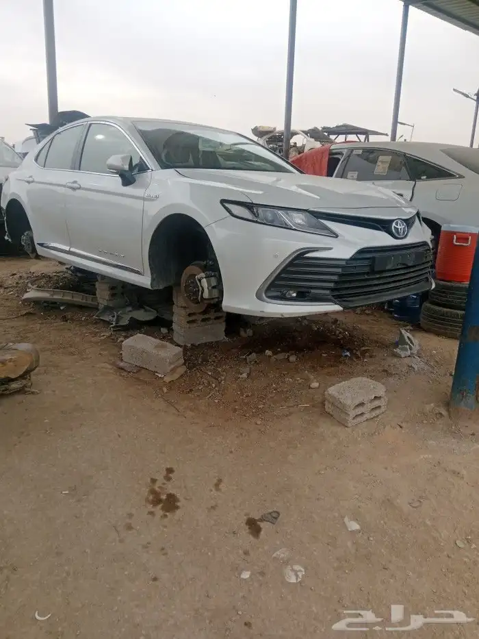 تشليح لبيع قطع غيار كامري هايبرد موديل 2024 3