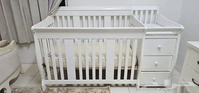 سرير اطفال 3