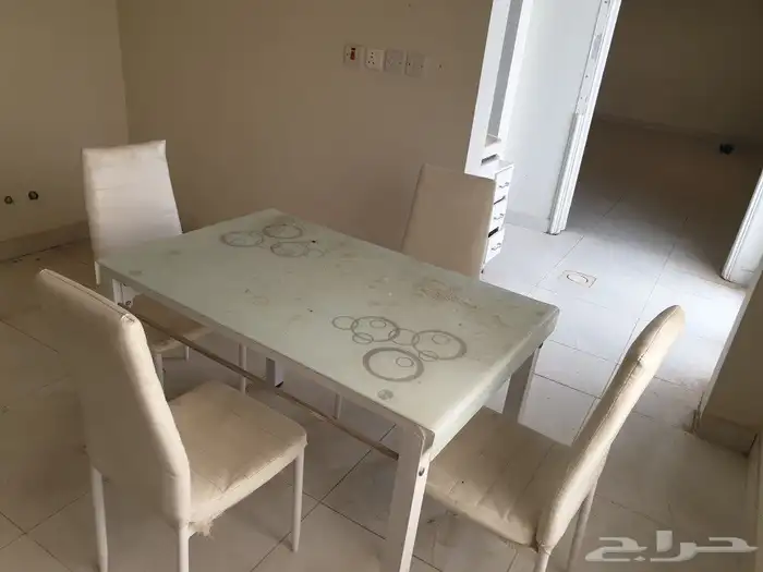 طاولت طعام 2