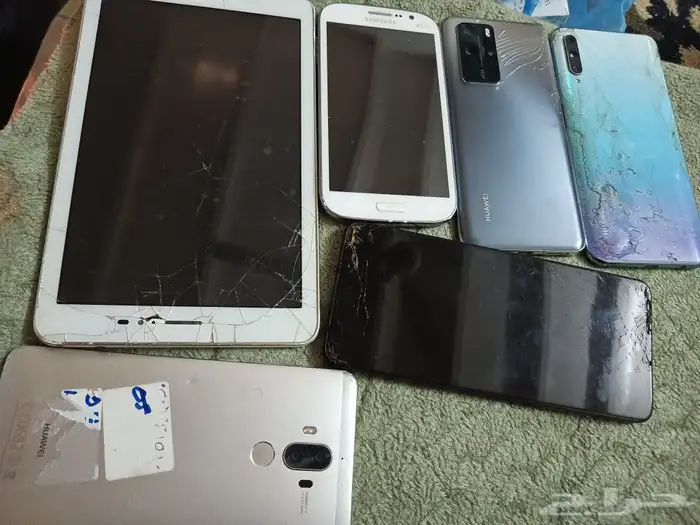 5جوالات خربانه وتابلت هواوي شغال وكمبيوتر زيد محروقه الشاشه 0