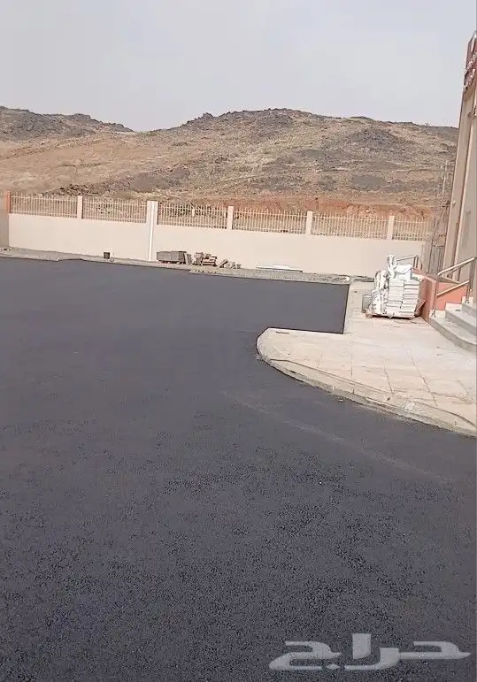 للجميع أعمال الاسفلت ودك الارضيات وطروق الفرعية والمقاولات ا 1