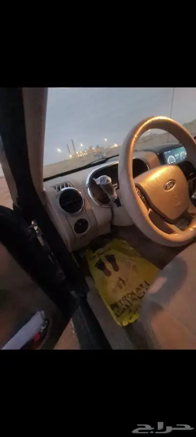 جيب فورد اكسبلورر نظيف 2010 بإسمي وكالة للبيع 8