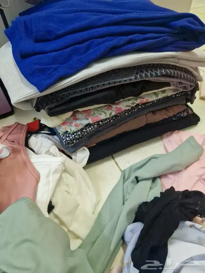 ملابس مستعمله للبيع 0