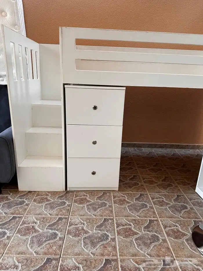 سرير اطفال استعمال بسيط 2