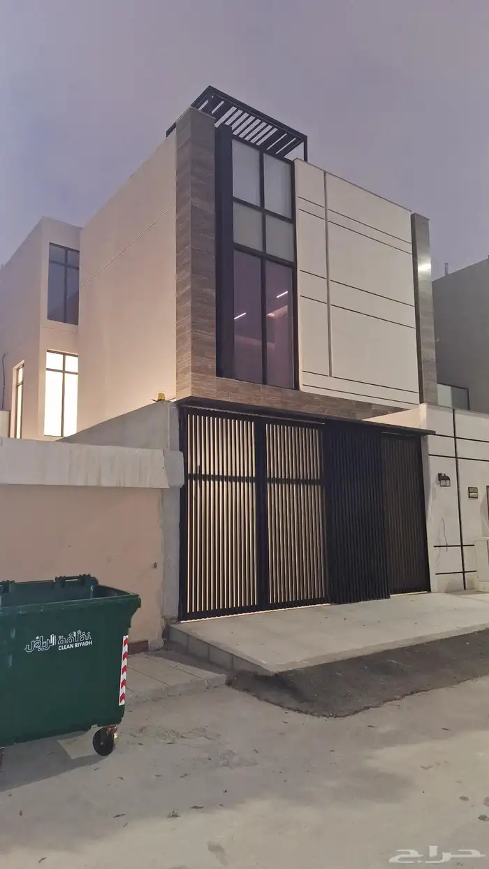 تظليل مباني ونوافذ المنازل عازل للرؤيه 0