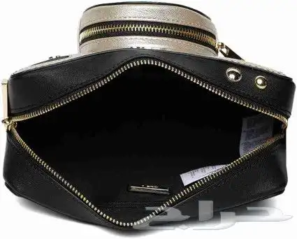 شنطة بناتي على شكل كاميرا ماركة Aldo 4