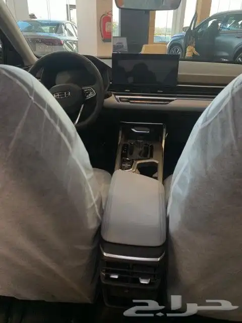 جيلي ايميجراند فل 2025 4