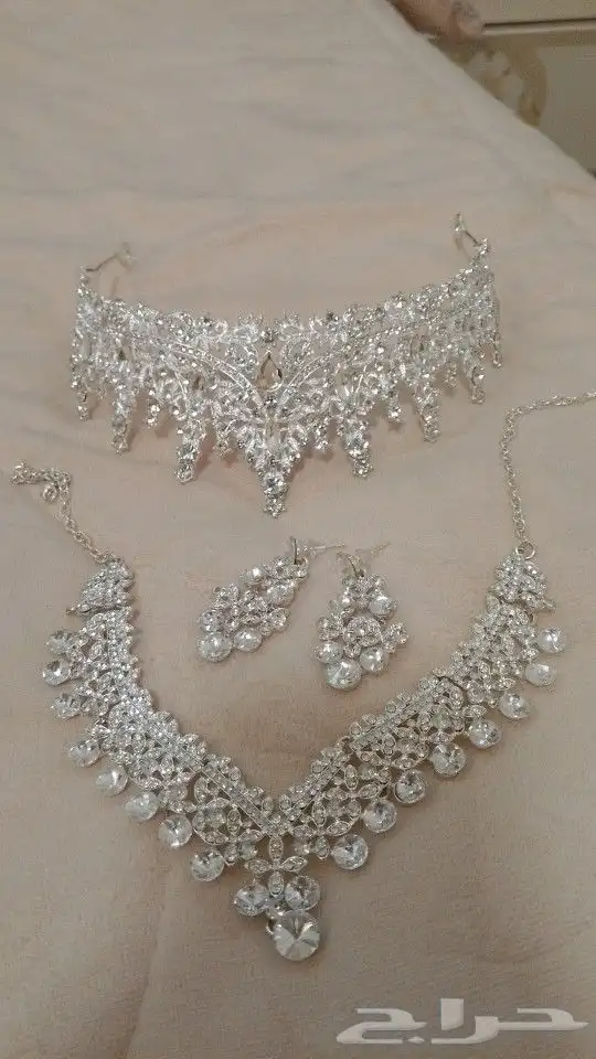 إكسسوارات عروسه 0