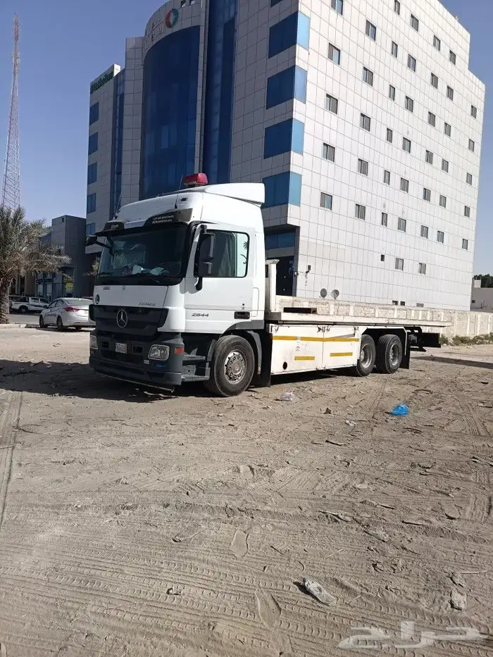 سطحه هيدروليك مكره سحب متواجد اليوم في الدمام الخبر الجبيل ا 0