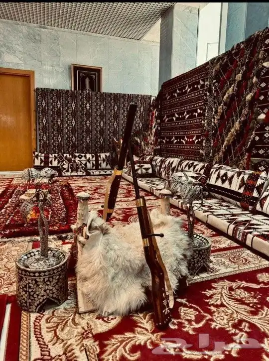 تاجير قهوجين وصبابين رجال ونساء كنب وكراسي طاولات ومضلات 0