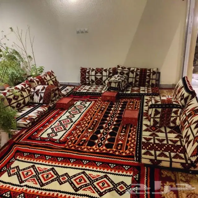 قهوجين وصبابين رجال ونساء كنب وكراسي طاولات زل جلسات مضلات 4