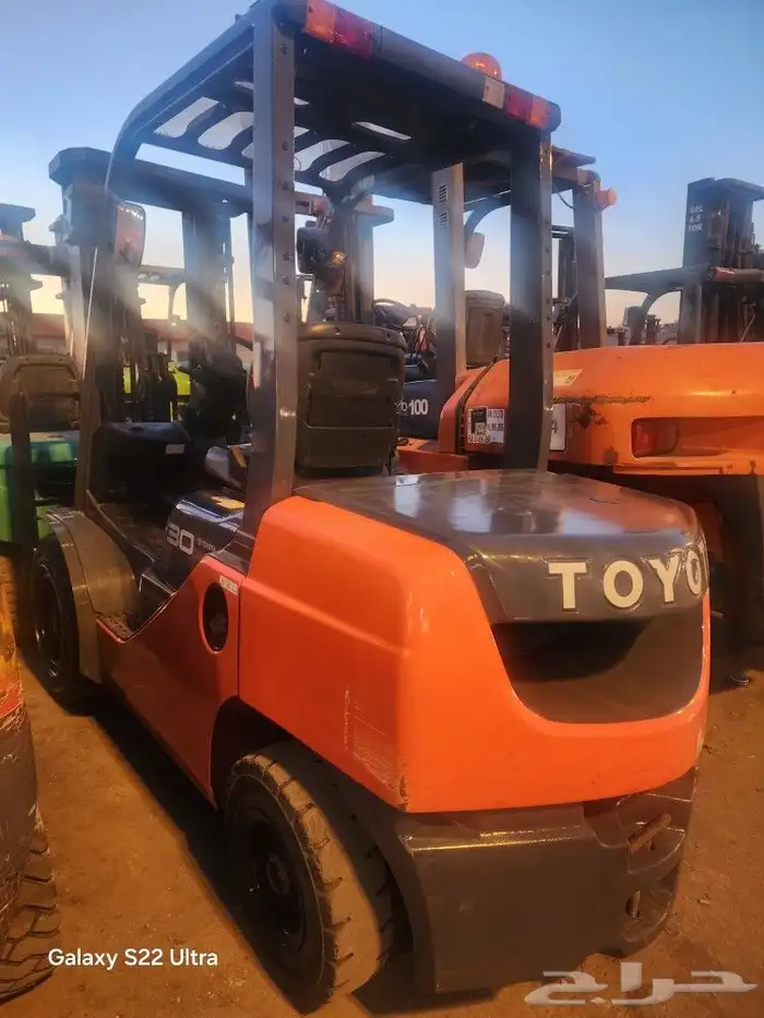 تأجير الرافعات الشوكية(فوركلفت )forklift 4