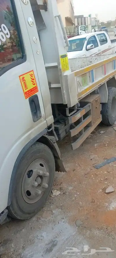 دينا قلاب نقل المخلفات و مواد البناء 1