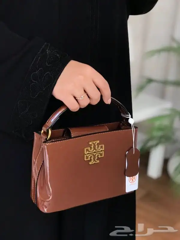 أرقى الشنط لعشاق الماركات وبسر منافس 32