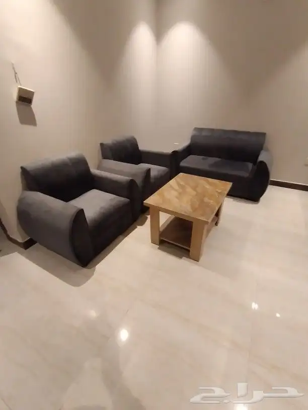 تفصيل جاهز كراسي كنبات جلد مكتبي عملي كراسي انتظار كوفي شوب 5