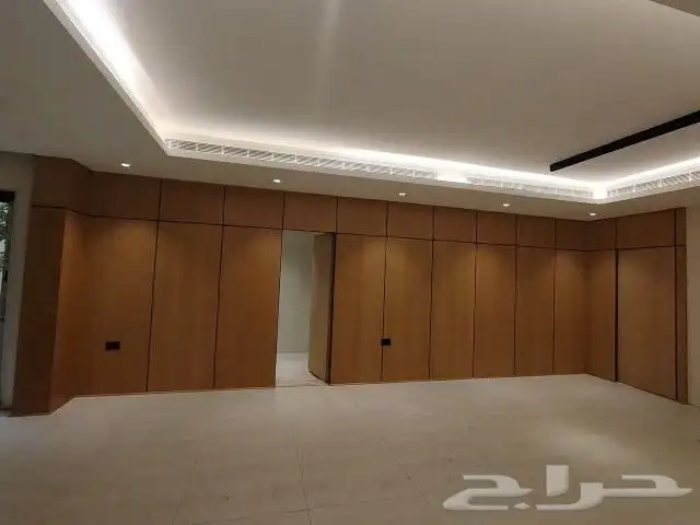 نجار 8