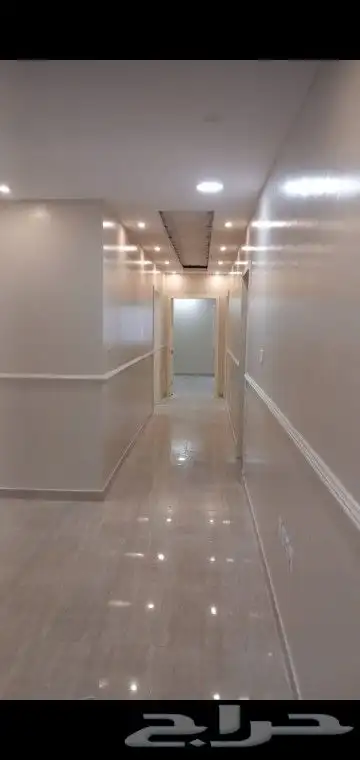 معلم اصباغ جميع منطقة الشرقيه بسعر المناسب اتصل 5
