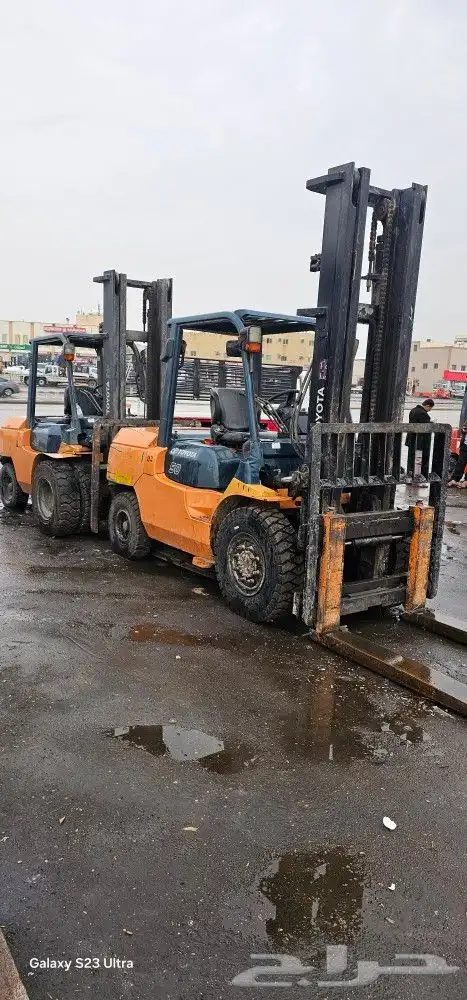 رافعة شوكية فوركلفت للايجار ورافعه يدوية جاك 3