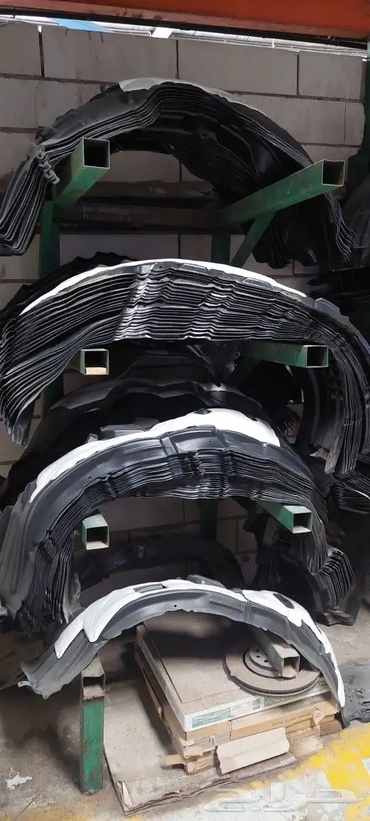 بطانة. متوفر بطانات لكزس 0