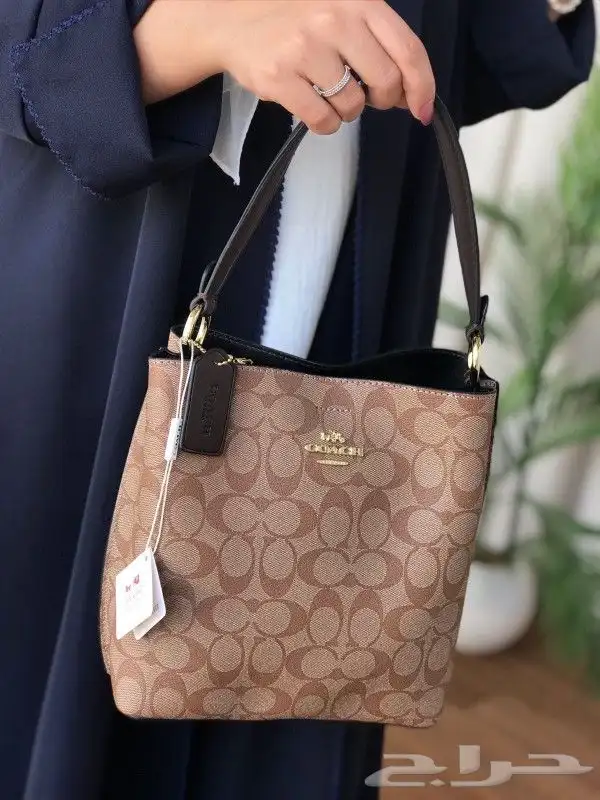 شنط ماركات جمله وتفرقه للطلب والاستفسار واتس 1