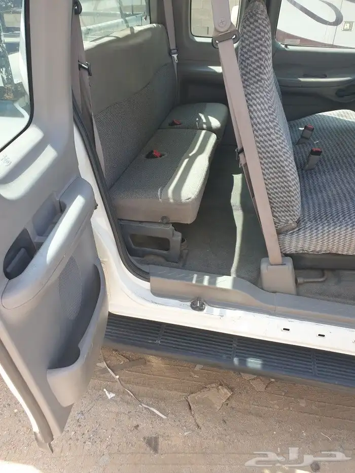 فورد f150 مفحوص  غير مجدد  دبل ارضي  قير عايدي 2