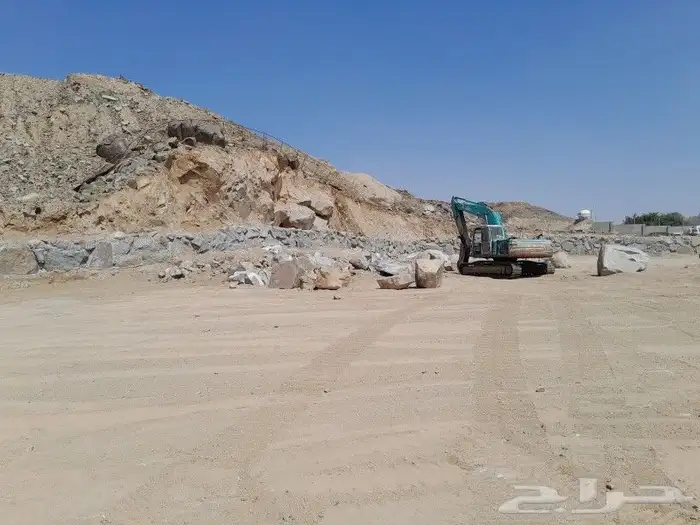 لايجار بوكلين ومعلم حجر بنيان وتخريم وتفتيت الصخور 0