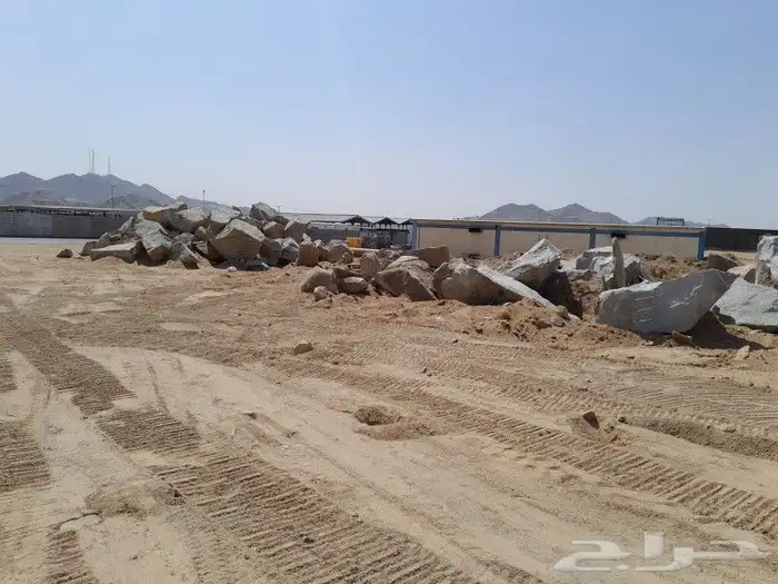 لايجار بوكلين ومعلم حجر بنيان وتخريم وتفتيت الصخور 5