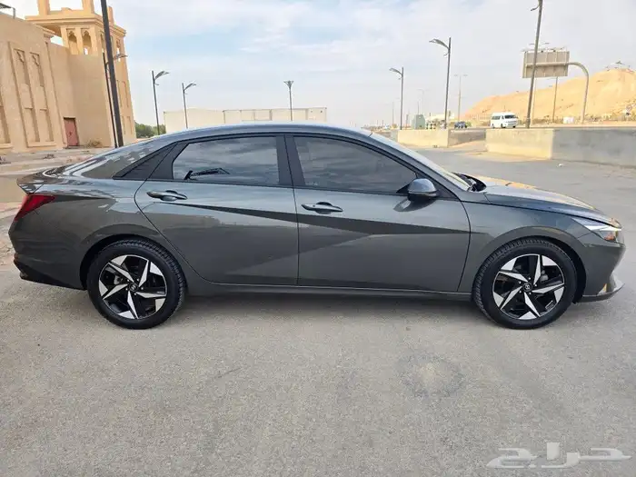 تم البيع النترا 2021 بصمة 1.6 عداد 36 بطاقة جمركية الاحساء 8