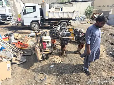 نطاطة جمبر و منشار اسفلت للبيع مستعجل 7