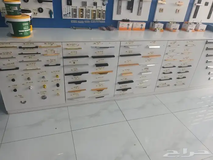 براغي ومسامير وملتزمات نجاره 7