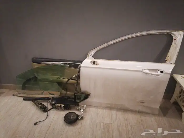 باب يسار أمامي كامل فيوجن 2015 0