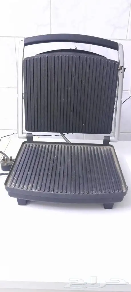 حماصة خبز حجمها كبير شغال بسعر رمزي 0